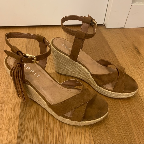 Heeled Sandals - Picture 2 of 5